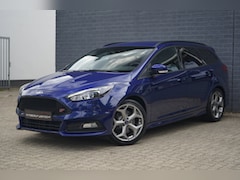 Ford Focus Wagon - 2.0 ST-3 250pk, Recaro, Sync, Navigatie