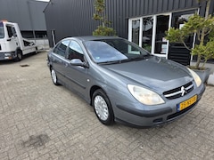 Citroën C5 - 1.8-16V Essentielle *airco*youngtimer*nieuwe apk