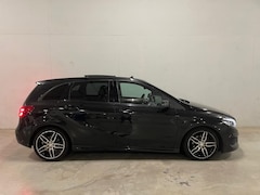 Mercedes-Benz B-klasse - 180 AMG Night Edition Pano Navi Aut. Leer