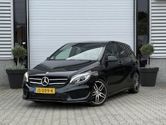 Mercedes-Benz B-klasse - 180 AMG Pano | Trekhaak | Night | NL Auto | Navi | Carplay | Parkeersensoren
