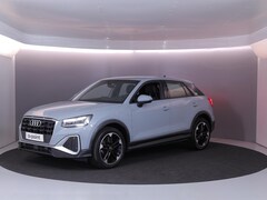 Audi Q2 - 35 TFSI S Edition 150 pk S-tronic | Navigatie | Trekhaak | Parkeersensoren achter | Matrix