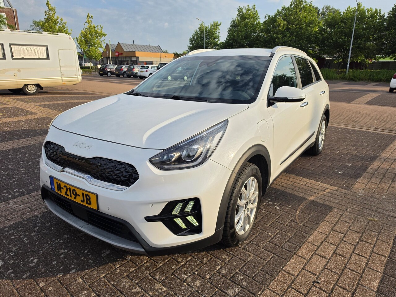 Kia Niro - 1.6 GDi PHEV DynamicPlusLine|PLUG IN|1 EIGENAAR|DEALER ONDERHOUDEN| - AutoWereld.nl