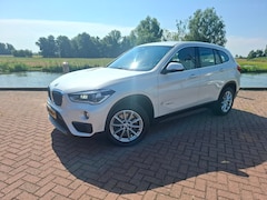 BMW X1 - SDrive20i Centennial Executive Clima Navi Camera PDC v-a