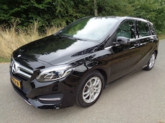 Mercedes-Benz B-klasse - 180 Prestige AutomaatNaviTrekhaak