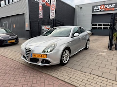 Alfa Romeo Giulietta - 1.4 T Progression 2e Eigenaar Airco PDC NAP APK