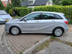 Mercedes-Benz B-klasse - 200 Ambition NAVIGATIE PDC CAMARA INKLAPSPIEGELS CLIMAATCONTROL