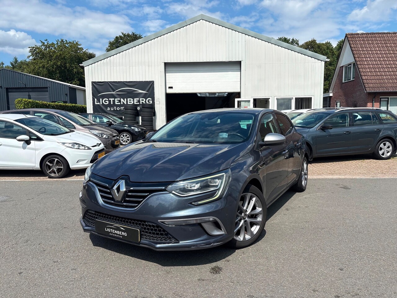 Renault Mégane - 1.2 TCe GT-Line PDC|Cruise|Sportstoelen|NAP - AutoWereld.nl