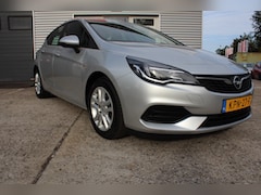 Opel Astra - 1.2 Edition 5-deurs, navigatie, airco, start-stop, lm-velgen/ all-season banden, boekjes,