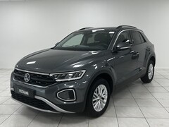 Volkswagen T-Roc - 1.0 TSI Life | NAVIGATIE | PARKEERSENSOREN VOOR-EN ACHTER | CLIMATE CONTROL