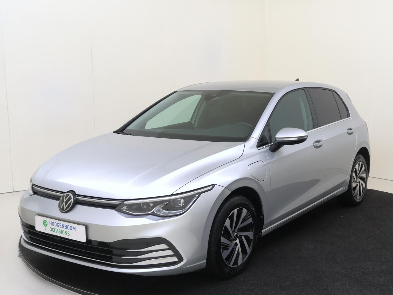 Volkswagen Golf - 1.4 eHybrid | SoH 100% | Digital cockpit Pro | Bestuurdersstoel met memory | Keyless | Ach - AutoWereld.nl