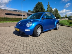 Volkswagen New Beetle - 2.0 Highline Airco, Nieuw A.P.K