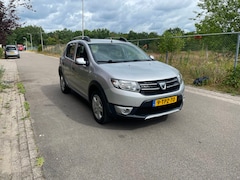 Dacia Sandero Stepway - 0.9 TCe Lauréate [ Leuke Stepway]