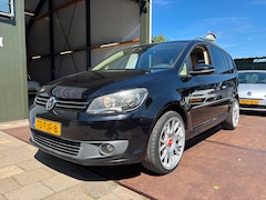 Volkswagen Touran - 1.4 TSI Highline DSG Automaat 19inch Navi Cruise