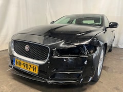 Jaguar XE - 2.0 D Pure - Front Schade - Schade - BPM