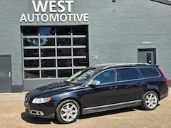 Volvo V70 - 2.4D Summum RIJDT ZEER GOED AUTOMAAT