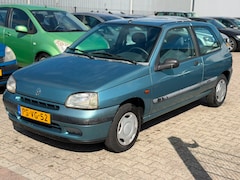 Renault Clio - 1.2 Fidji 1996 50.000 KM APK 2027