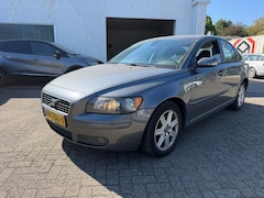 Volvo S40 - 2.4 Schuif.kant.dak - PDC - INRUILKOOPJE