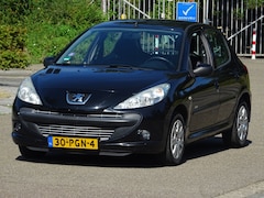 Peugeot 206 - 1.4 Millesim 200 BJ2011 5DRS NAP/AIRCO/NW APK