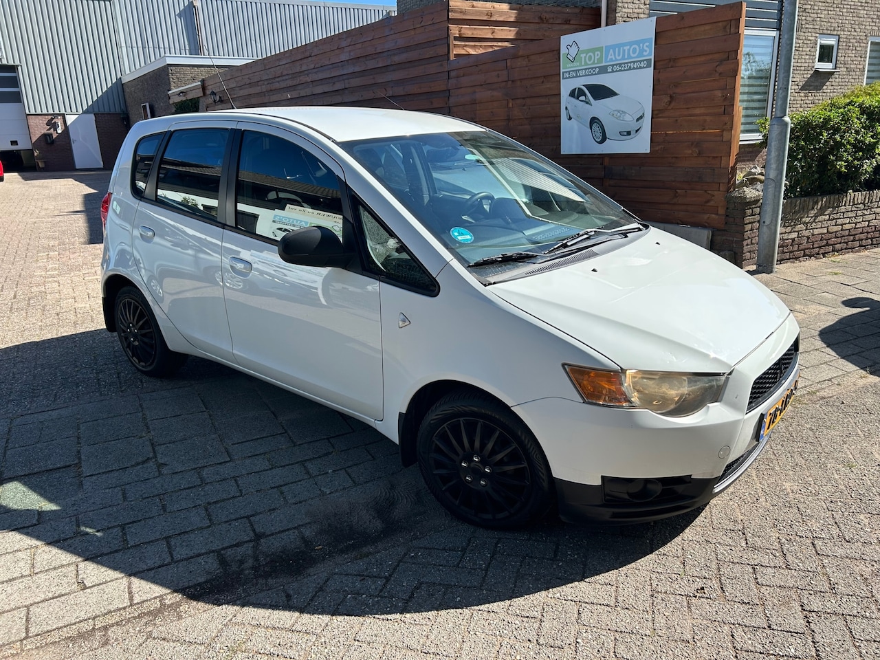 Mitsubishi Colt - 1.1 Edition One 1.1 Edition One nieuwe apk! - AutoWereld.nl