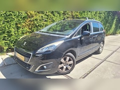 Peugeot 5008 - 1.6 THP Style 7p