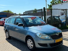 Skoda Fabia Combi - 1.2-12V Fresh 1e eigenaar dealer onderhouden airco elektrische ramen parkeer sensor