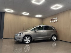 Volkswagen Golf Sportsvan - 1.2 TSI Highline * Automaat / Panoramadak / Navigatie / Parkeersensoren / NL Auto