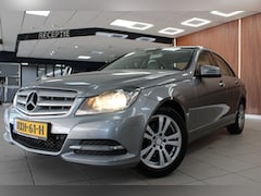 Mercedes-Benz C-klasse - 200 Avantgarde Automaat | Airco | Cruise Control | Parkeer sensoren | Navi