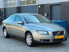 Volvo S80 - 2.5 T Kinetic CLIMA NAVI TREKHAAK PDC CRUISE