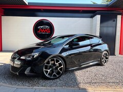 Opel Astra GTC - 2.0 Turbo OPC Schaalstoelen/Navi/Cruise