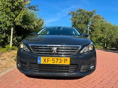 Peugeot 308 - 1.2 PureTech Allure 101.000 KM