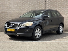 Volvo XC60 - 2.4D Kinetic | € 3.250, - NETTO | Climate | Cruise | Trekhaak