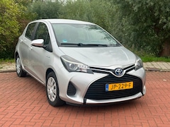Toyota Yaris - 1.5 Hybrid Aspiration Clima/Navi/Automaat