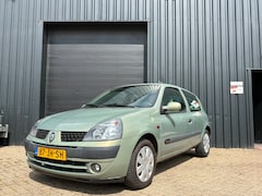 Renault Clio - 1.4-16V Privilège-automaat-airco-NWE APK