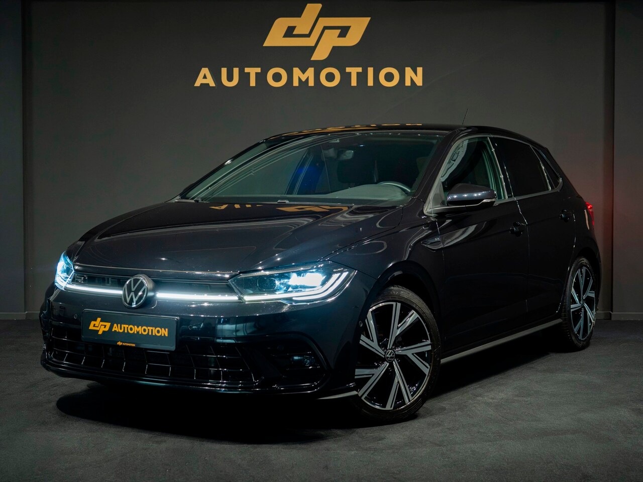 Volkswagen Polo - 1.0 TSI 3x R-Line | Beats | Keyless | Cam | ACC | Dodehoek | BTW! - AutoWereld.nl