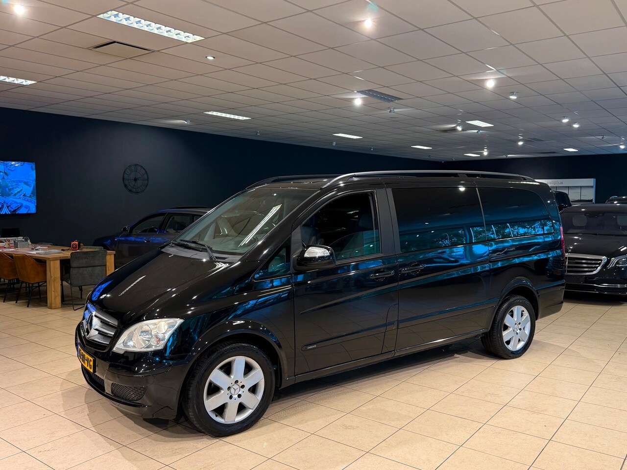 Mercedes-Benz Viano - 2.2 CDI DC Ambiente Lang/Facelift/Leder/Dubbel-Cabine - AutoWereld.nl
