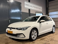 Volkswagen Golf - 1.5 TSI LED|Trekhaak|Stuur + Stoelverw.|DAB|ADAPT Cruise