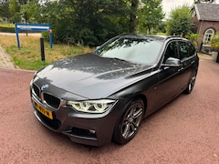 BMW 3-serie Touring - 318i Centennial Executive / Navi / Xenon / Automaat / led / PDC