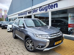Mitsubishi Outlander - 2.0 Connect Pro / Automaat / Cruise Control / Stoel -en Stuurverwarming /