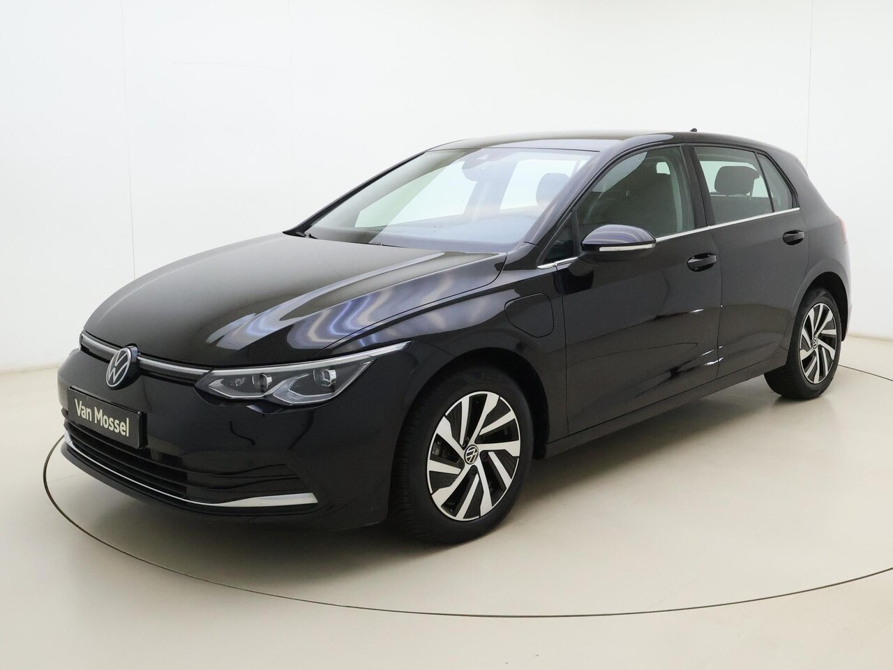 Volkswagen Golf - 1.4 eHybrid Style | Apple Carplay / Android Auto | Ergo Comfort Stoelen | Lichtmetalen Vel - AutoWereld.nl