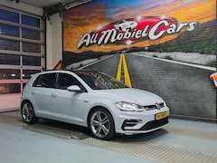 Volkswagen Golf - 1.5 TSI R-Line | Pano | DSG | Cam