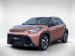Toyota Aygo X - Hybrid 115 envy | JBL-Audio | Stoelverwarming | Parkeersensoren |