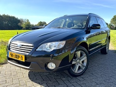 Subaru Outback - 2.5i AWD Exclusive Edition - Youngtimer - Trekhaak (1.800 kg) - Apple CarPlay / Android Au