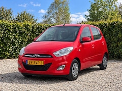 Hyundai i10 - 1.1 i-Drive Cool Airco/AUX/Facelift/Spoiler