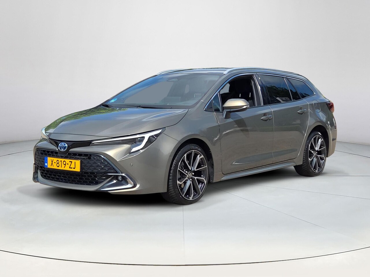 Toyota Corolla Touring Sports - Hybrid 140 Executive | Head-Up | Elektr. klep | Apple CarPlay | Rijklaar incl. garantie | - AutoWereld.nl