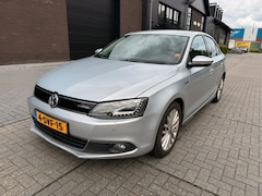 Volkswagen Jetta - 1.4 TSI Hybrid Highline| AUTOMAATNWE.APK|CLIMA|