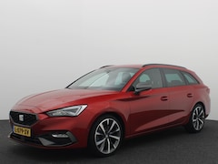 SEAT Leon Sportstourer - 1.5 eTSI FR Launch Edition AUTOMAAT / CAMERA / SFEER / CARPLAY / ACC / STUURVERW / FULL LE
