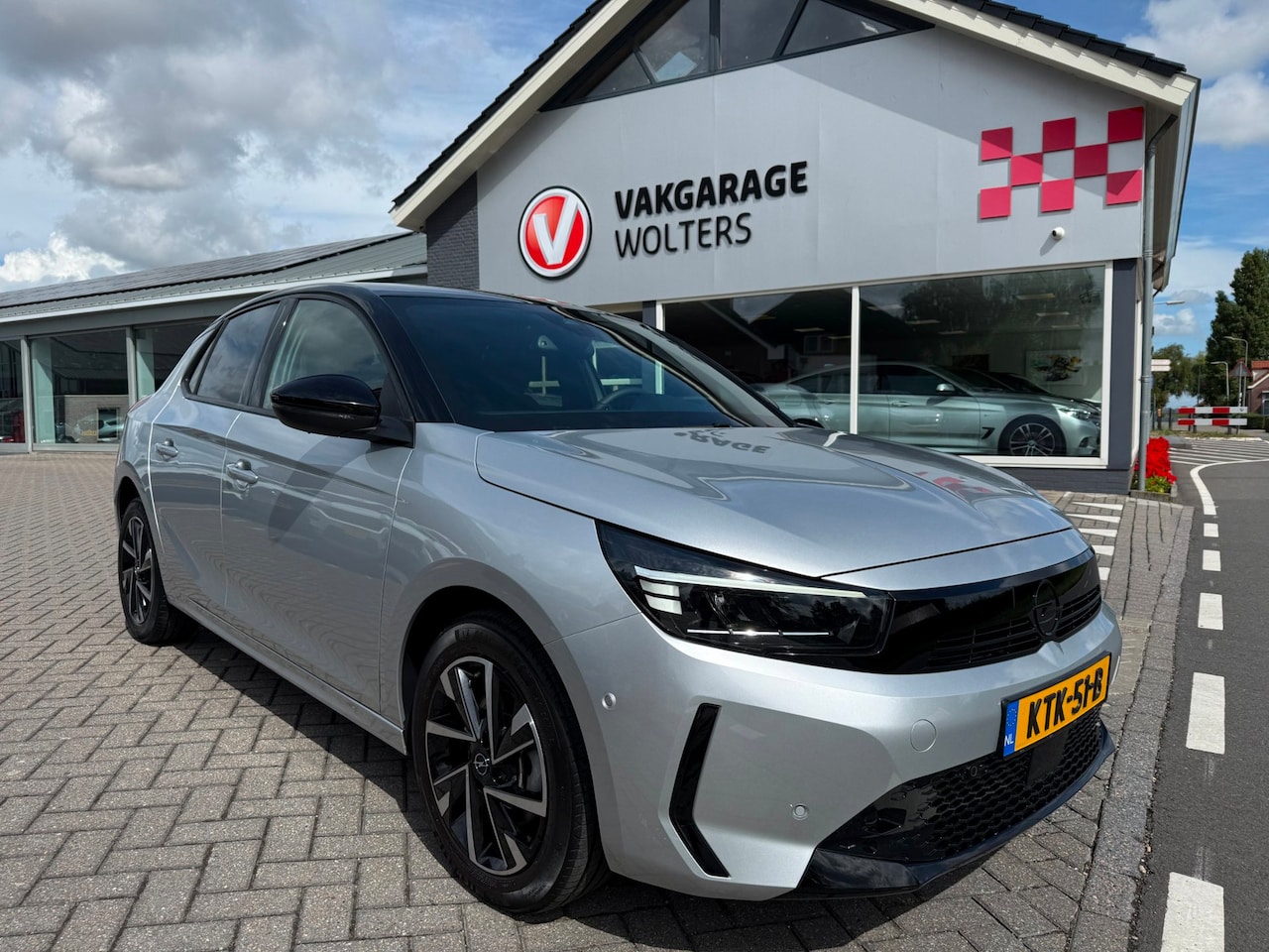 Opel Corsa - GS line 1.2 turbo 100 pk - AutoWereld.nl