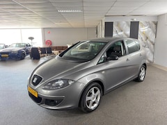 SEAT Altea - 1.6 Reference Apk Nieuw, Airco, Cruise control, Trekhaak, N.A.P, 2 sleutels+Boekjes, Topst