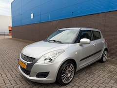Suzuki Swift - 1.2 Comfort EASSS |1e Eigenaar | OH Dealer | 17” LM Velgen | Stoelverwarming | El. Ramen &