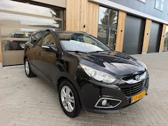 Hyundai ix35 - 2.0i Business Edition 5drs| parkeersensoren| Clima|Cruise controle|Navi|trekhaak|Nieuwe AP